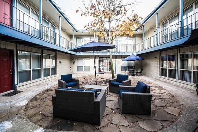 Fotografía del edificio - 5330 Junius