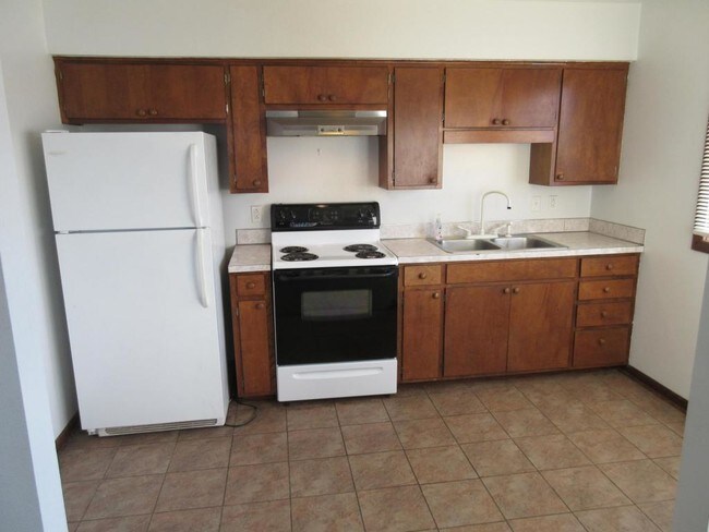 Foto del edificio - 1632 Lloyd Ln