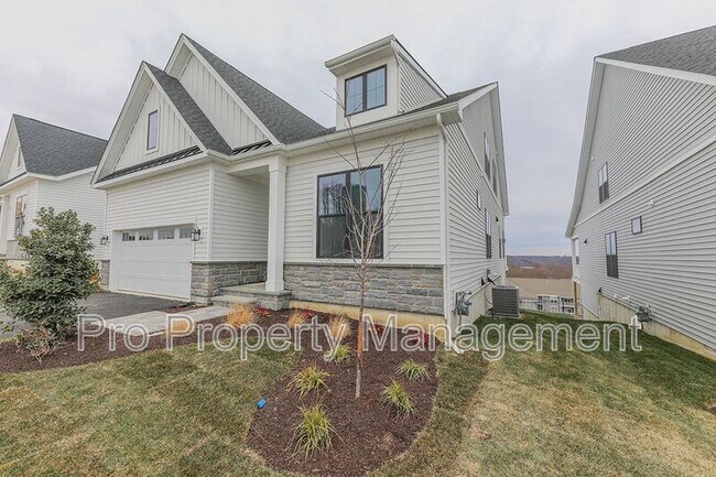 Building Photo - 35 Lookout Rdg