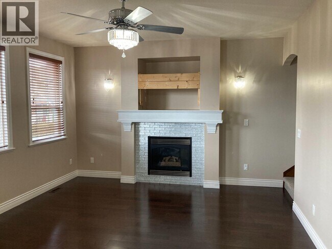 Building Photo - 10345-10244 244 St