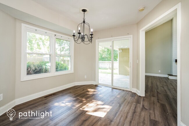 Building Photo - 4911 S Gold Rd