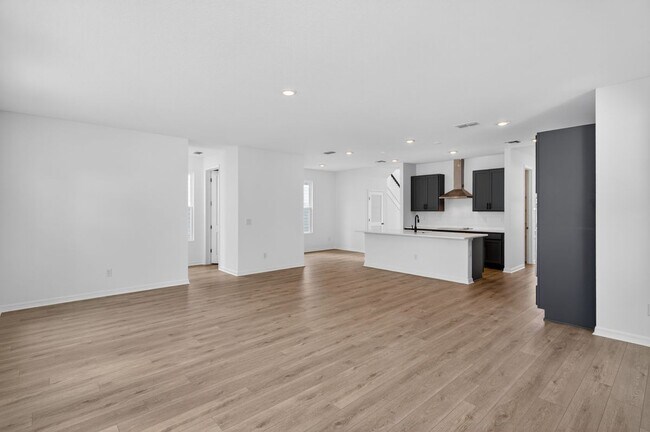 Building Photo - 2967 Embark Trl