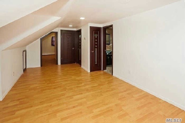 Building Photo - 1049 3rd Ave