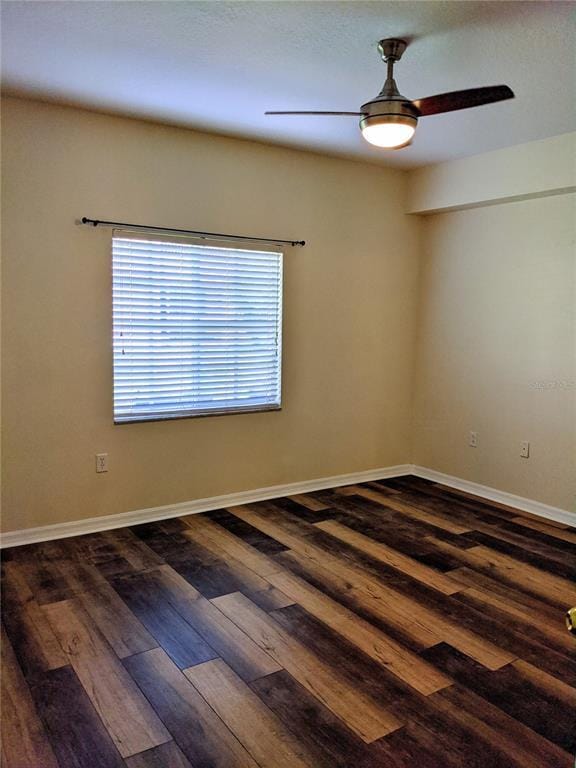 Building Photo - 6413 Hollydale Pl