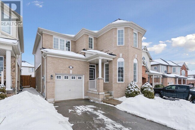 Building Photo - 11 Gordon Drive