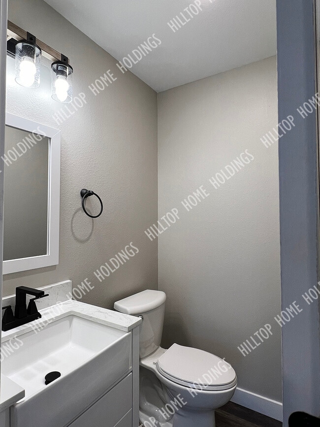 Foto del edificio - 12 Frazier Oaks Rd