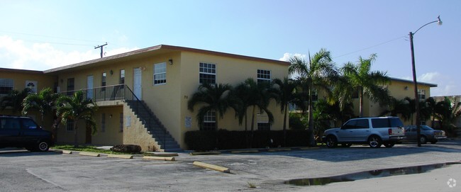 Foto del edificio - Flagler Village Apartments