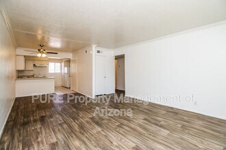 Building Photo - 810 E Colter St