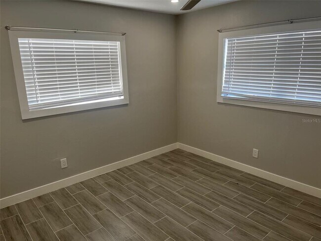 Foto del edificio - 1605 Pass a Grille Way