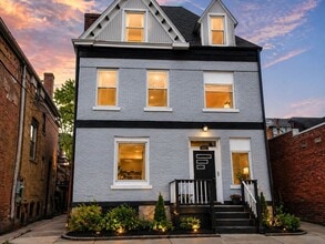 Building Photo - 5817 Alder St