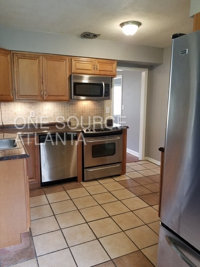 Foto del edificio - 2349 Perkerson Rd SW