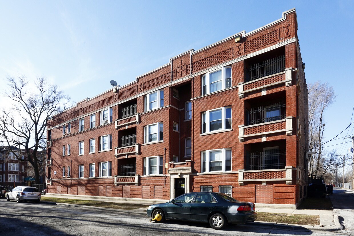 Building Photo - 1454 E 67th Pl