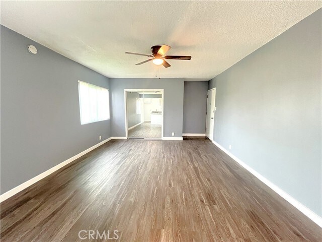 Foto del edificio - 4750 W Broadway