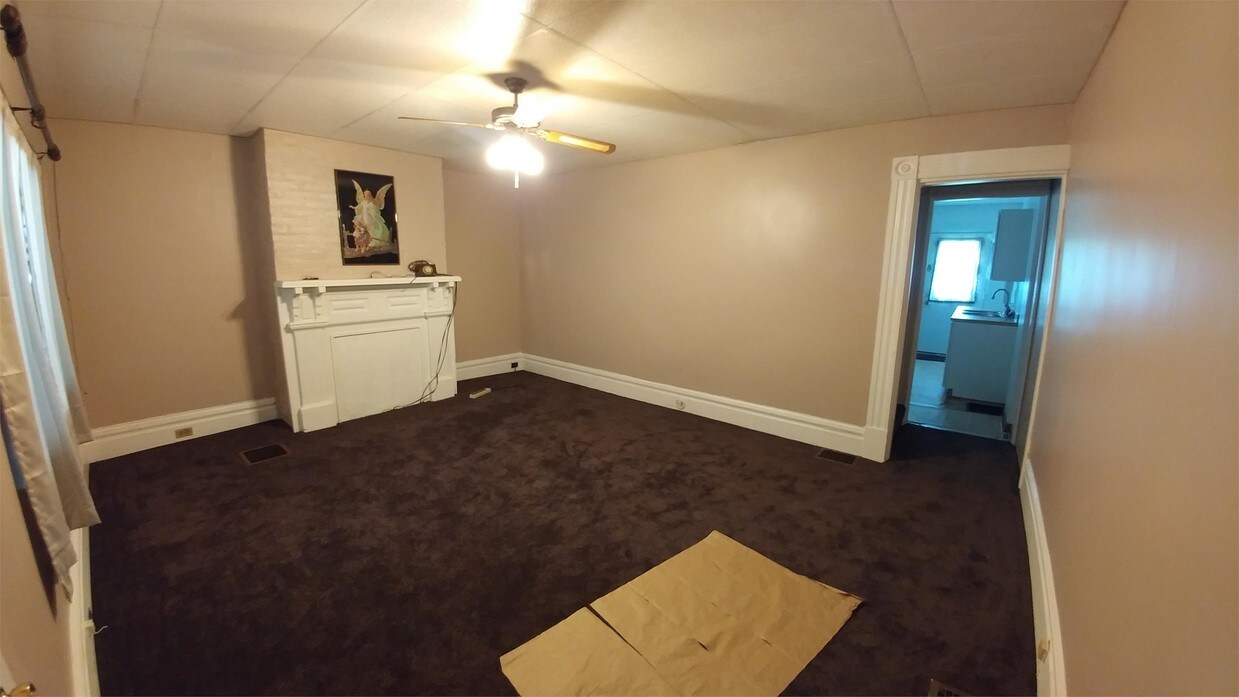 1104 Fredonia St, Pittsburgh, PA 15220 House for Rent in Pittsburgh, PA