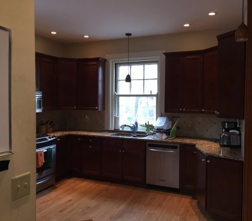 Foto del edificio - Beautiful 6 bedroom House in Clifton Gaslight available for Aug. 2026 schoolyear