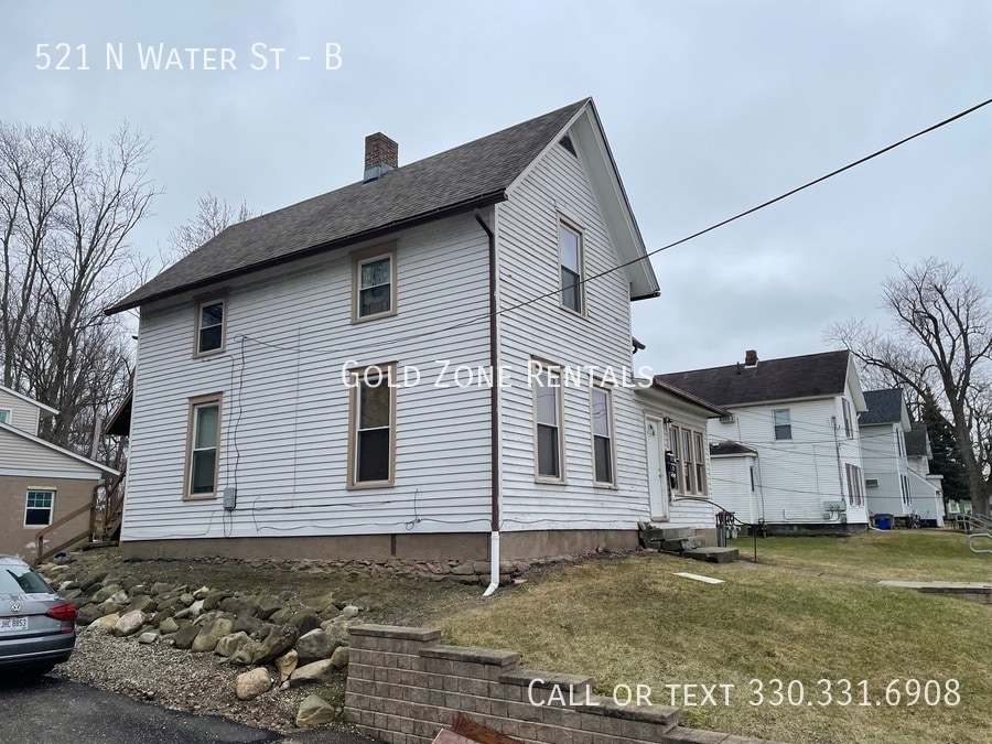 Building Photo - 521 N Water St Apt B