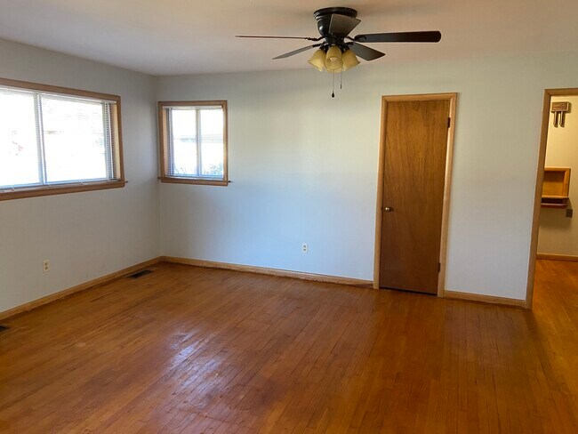 Foto del edificio - 312 Tullahoma Dr