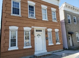 Building Photo - 383 Market St
