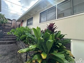 Building Photo - 1440 Kapiolani Blvd