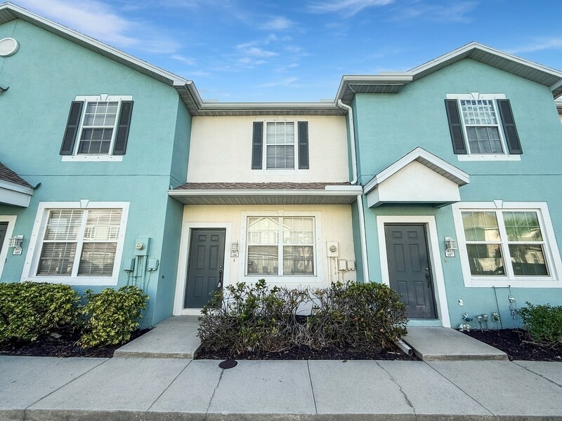 Foto principal - 3612 Pine Oak Cir