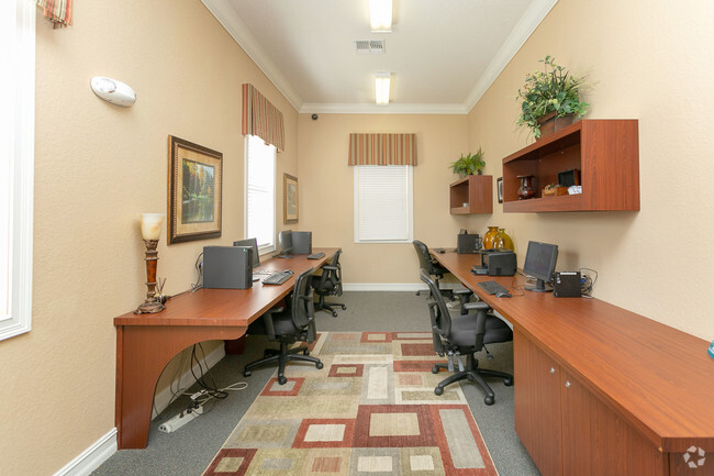 Business Center - Brookwood Forest