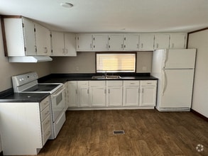 Building Photo - 4664 US-30