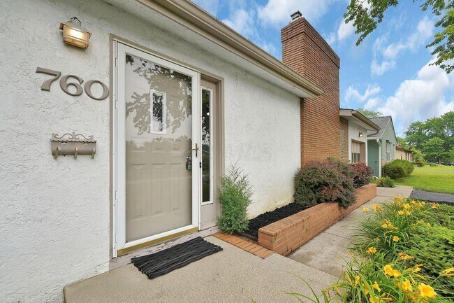 Building Photo - 760 Drummond Ct