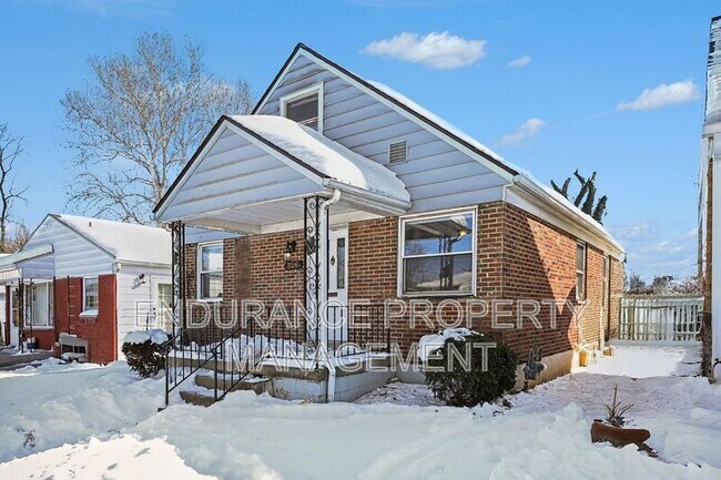 Building Photo - 326 Ernst Ave