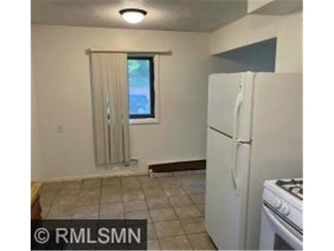 Foto del edificio - 4661 Monroe St NE