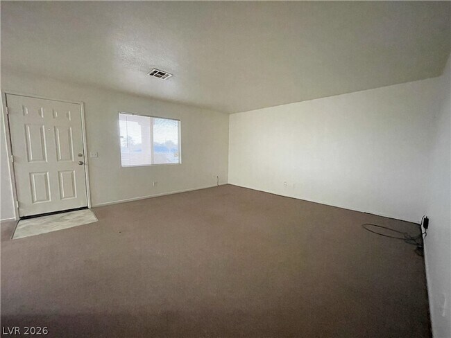 Foto del edificio - 2209 James Bilbray Dr