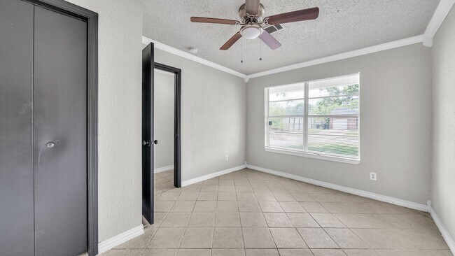 Foto del edificio - 10902 Jutland Rd