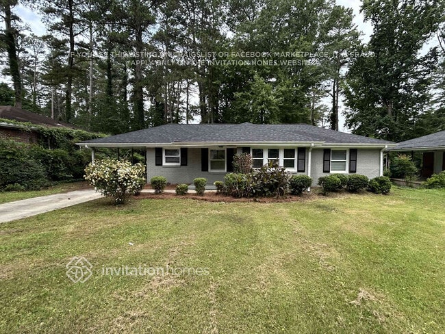 Building Photo - 1095 Longshore Dr