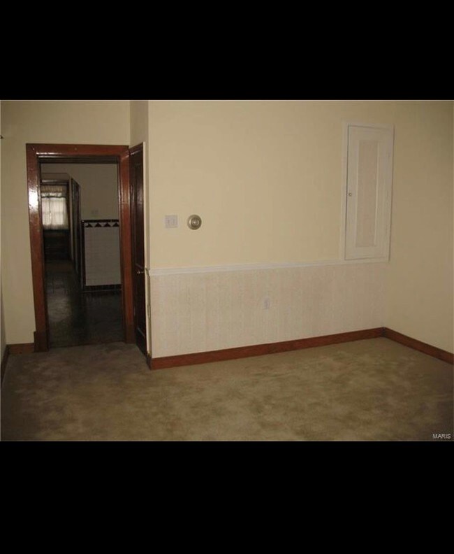 Building Photo - 5329 Arsenal St