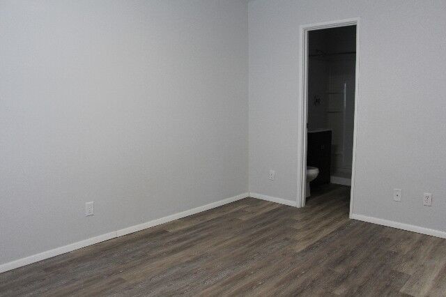 Building Photo - 140 N Jameson Ave