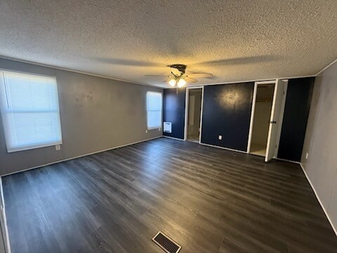 Building Photo - Remobiled Home For Rent