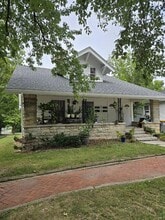 Building Photo - 610 S Washington St