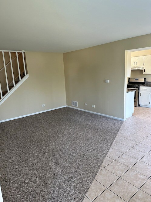 Building Photo - 1642 Country Lakes Dr