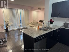 Building Photo - 5791 Yonge St