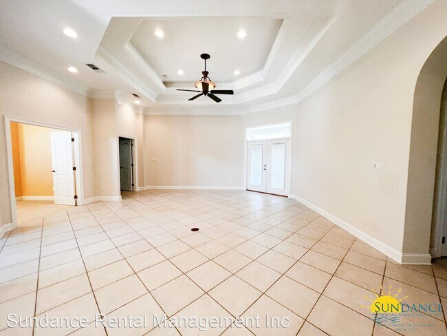 Building Photo - 3 br, 2.5 bath House - 4604 Chanan Drive