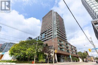 Building Photo - 120-1120 Parliament St