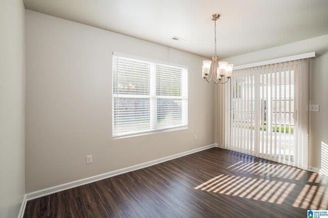 Building Photo - 4691 Woodford Cir