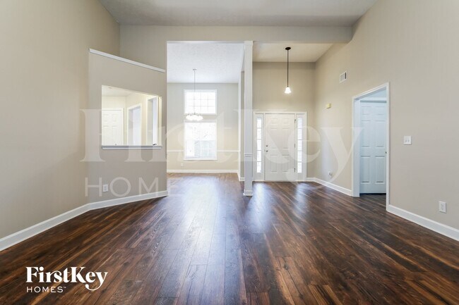 Foto del edificio - 241 Ryan Rd