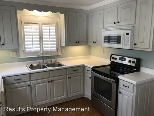 Building Photo - 4 br, 2.5 bath House - 105  Waverly Wy