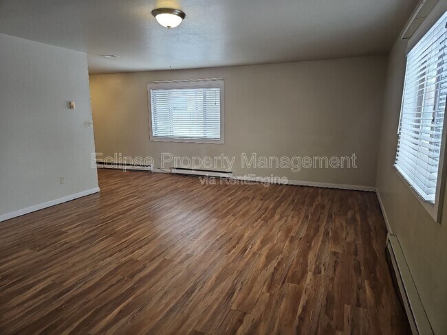 Foto del edificio - 2644 Clark St