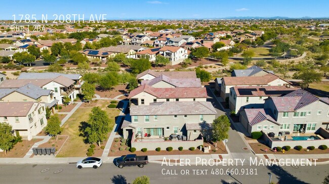 Foto del edificio - 1785 N 208th Ave