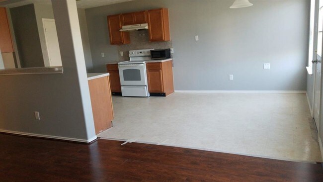Building Photo - 21218 Grand Linden Ct