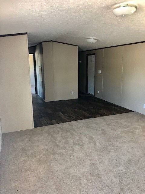 Building Photo - 407 Shingle Oak Dr