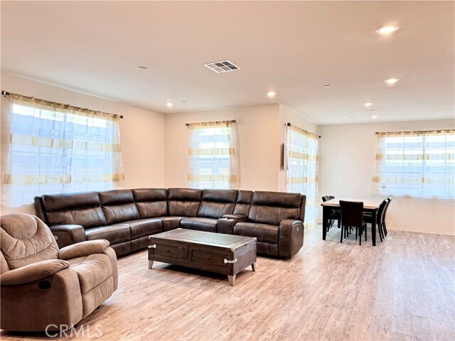 Building Photo - 5372 Malibu Way