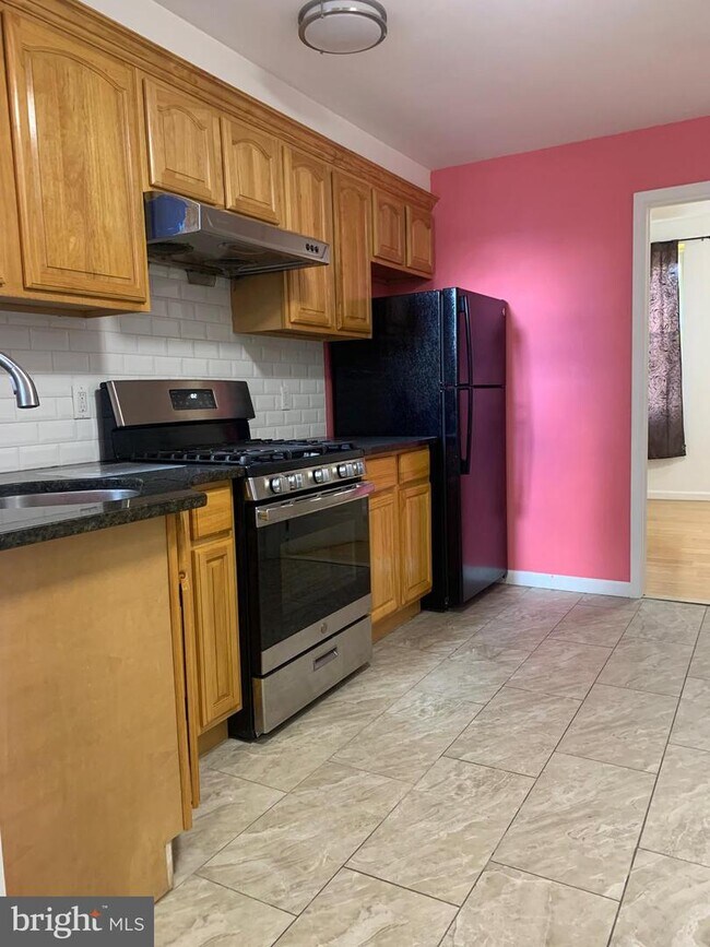Foto del edificio - 1606 W Susquehanna Ave