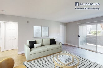 Building Photo - 3831 Orchid Ln Building Photo - 3831 Orchid Ln